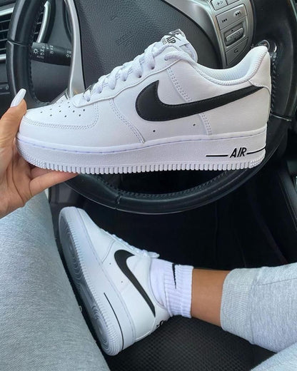 Airforce 1 ‘black and white’