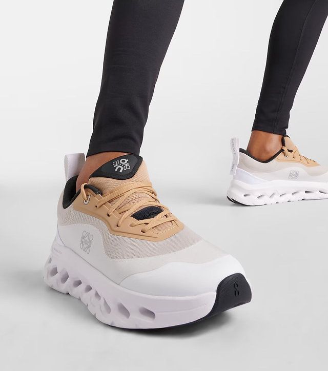 LOEWE + ON Cloudtilt 2.0 Tan/White’