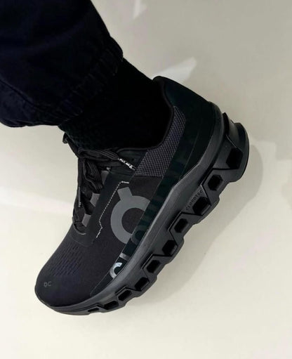 On Cloud monster 1. Full Black
