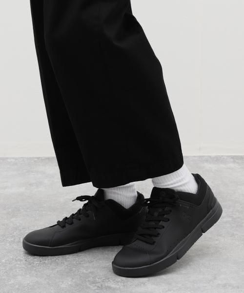 On Running The Roger Advantage 'All Black