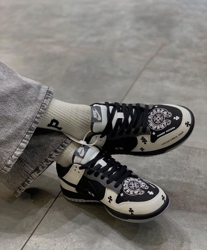 Nike Dunks SB X Chrome Hearts