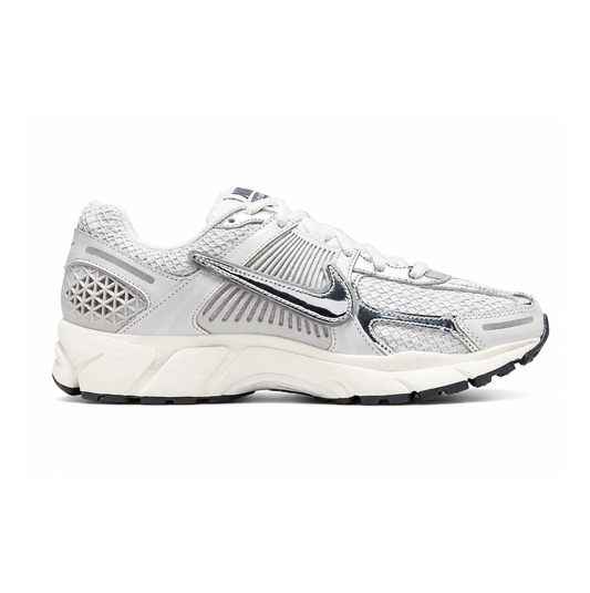 NIKE Zoom Vomero 5 "Metallic Silver"