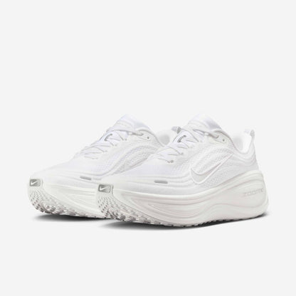 Nike Vomero Plus ‘ white