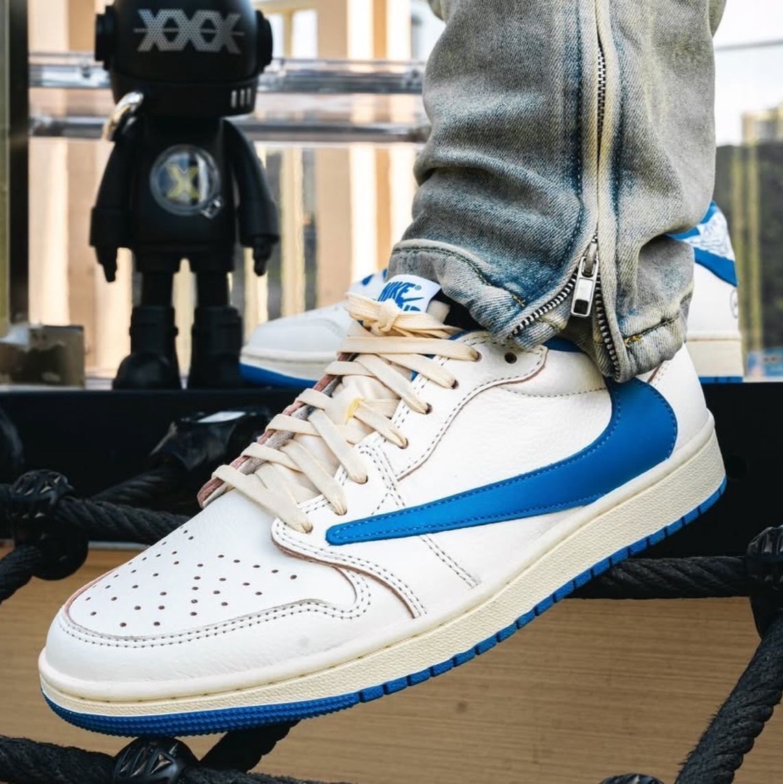 Jordan 1 Retro Low OG SP Fragment x Travis Scott ‘Sail Military Blue’