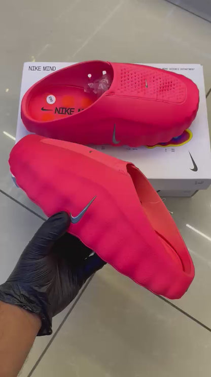 Nike Mind 001 Solar Red