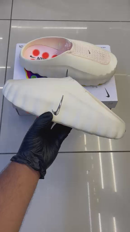 Nike Mind 001 Mules Light Bone
