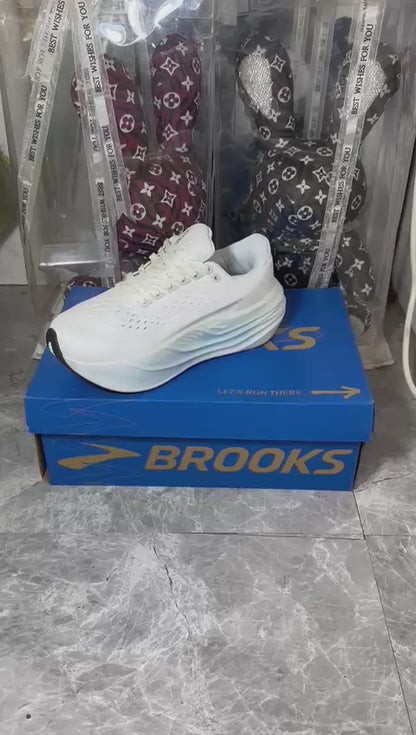 BROOKS Glycerin Max sneakers ‘White Sky Blue’