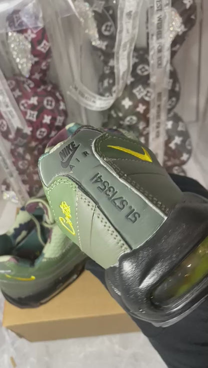 Corteiz x Nike Air Max 95 SP 'RULES THE WORLD' “gutta green”