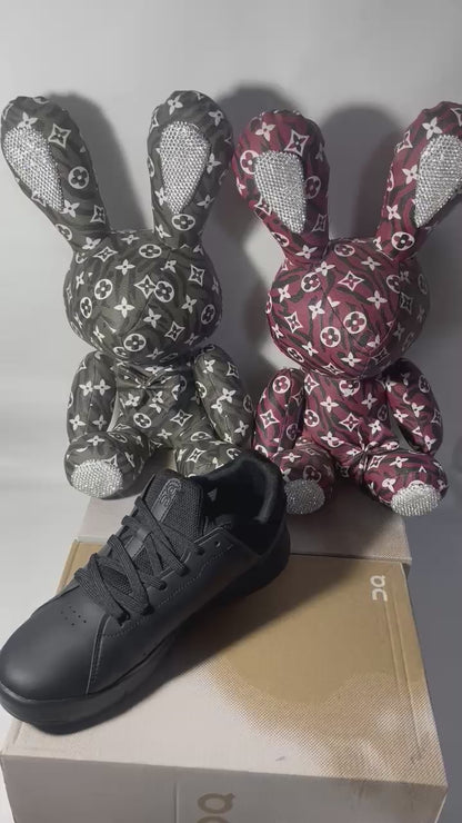 On Running The Roger Advantage 'All Black