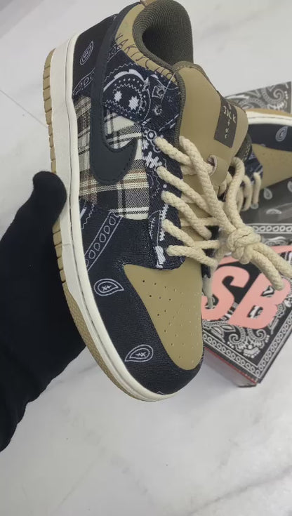 Nike x Travis Scott SB Dunk Low